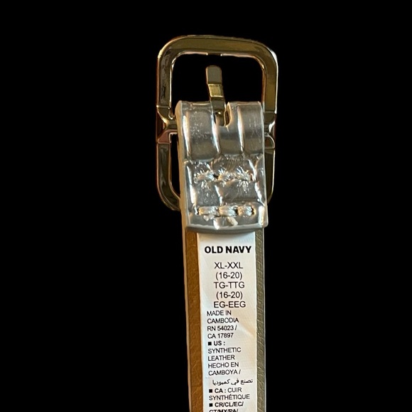 Old Navy Women’s Skinny Metallic Silver Belt. 0.75” Wide. Size XL-XXL (16-18) - Picture 6 of 8
